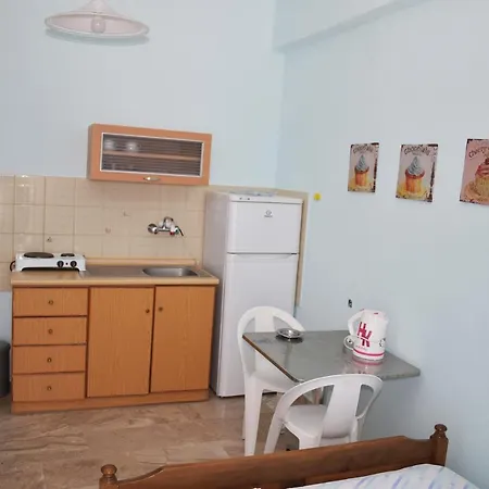 Ainalis Apartment